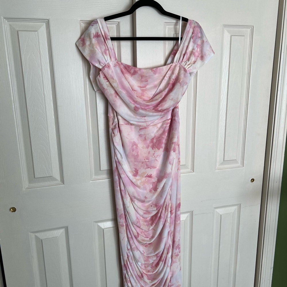 SHEIN Pink Floral Strapless Dress